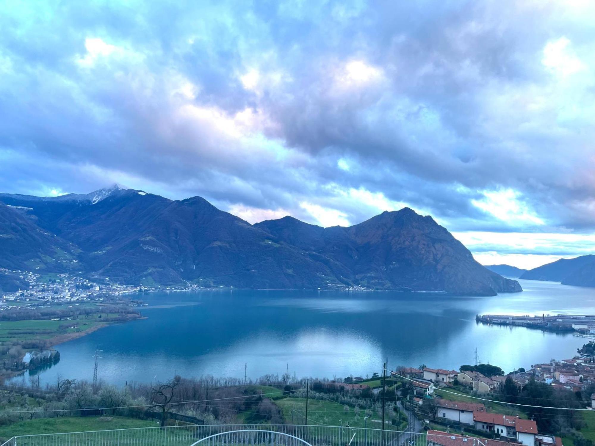 Il Bacio Del Sole Appartement Lovere Buitenkant foto