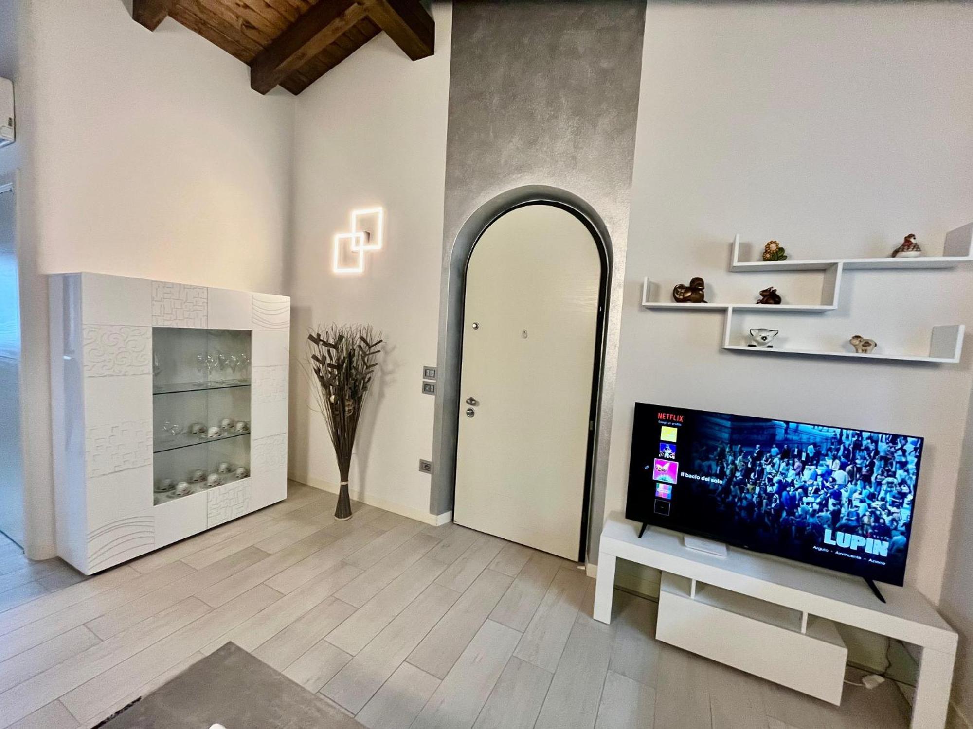 Il Bacio Del Sole Appartement Lovere Buitenkant foto